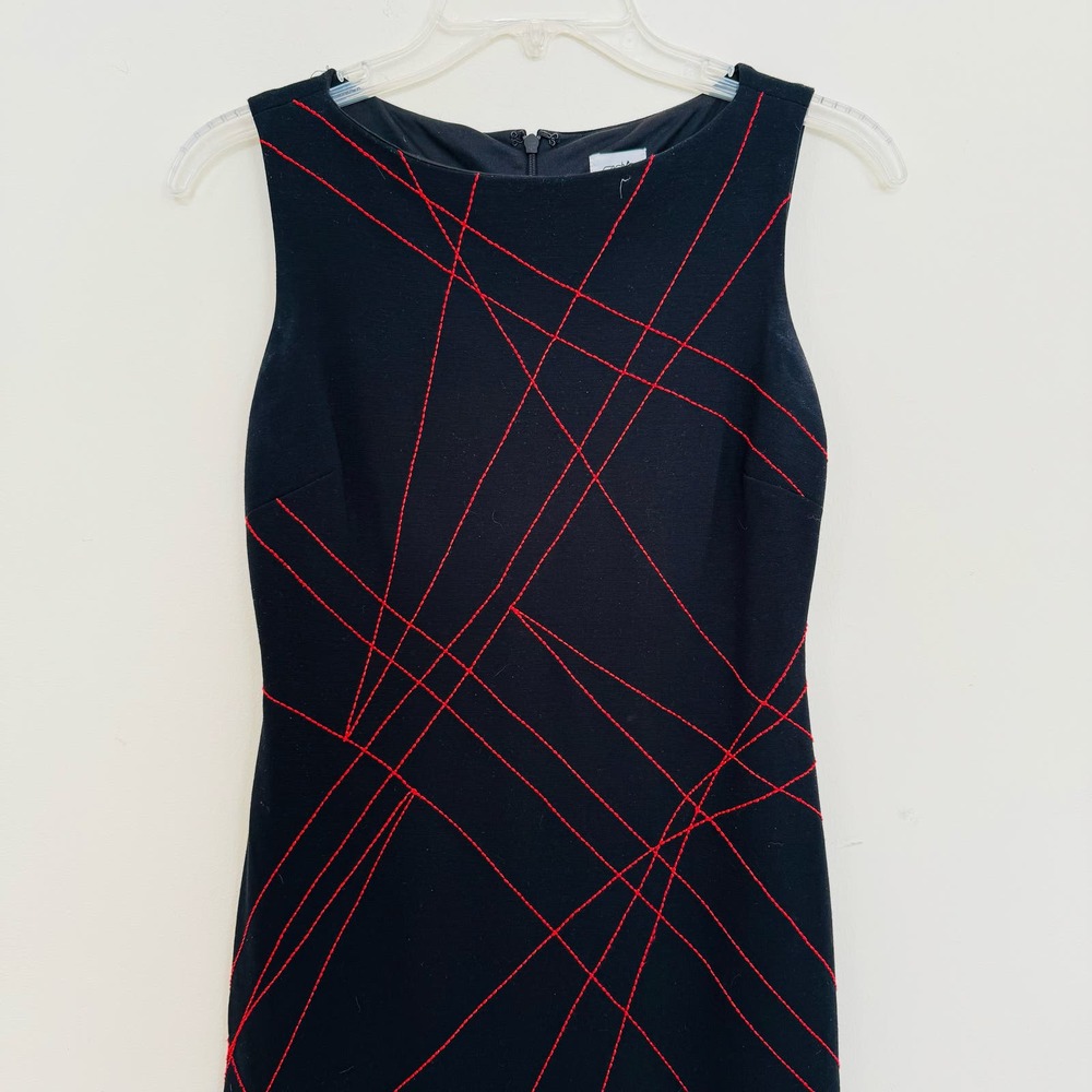 CACHE BLACK PONTE KNIT SLEEVELESS SHEATH Knee Lgth Geometric FULLY LINED DRESS 2